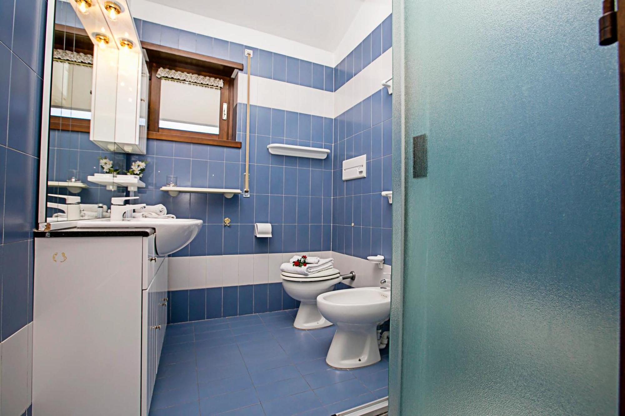 Residence Christina Due Laghi - Happy Rentals Tenno Bagian luar foto