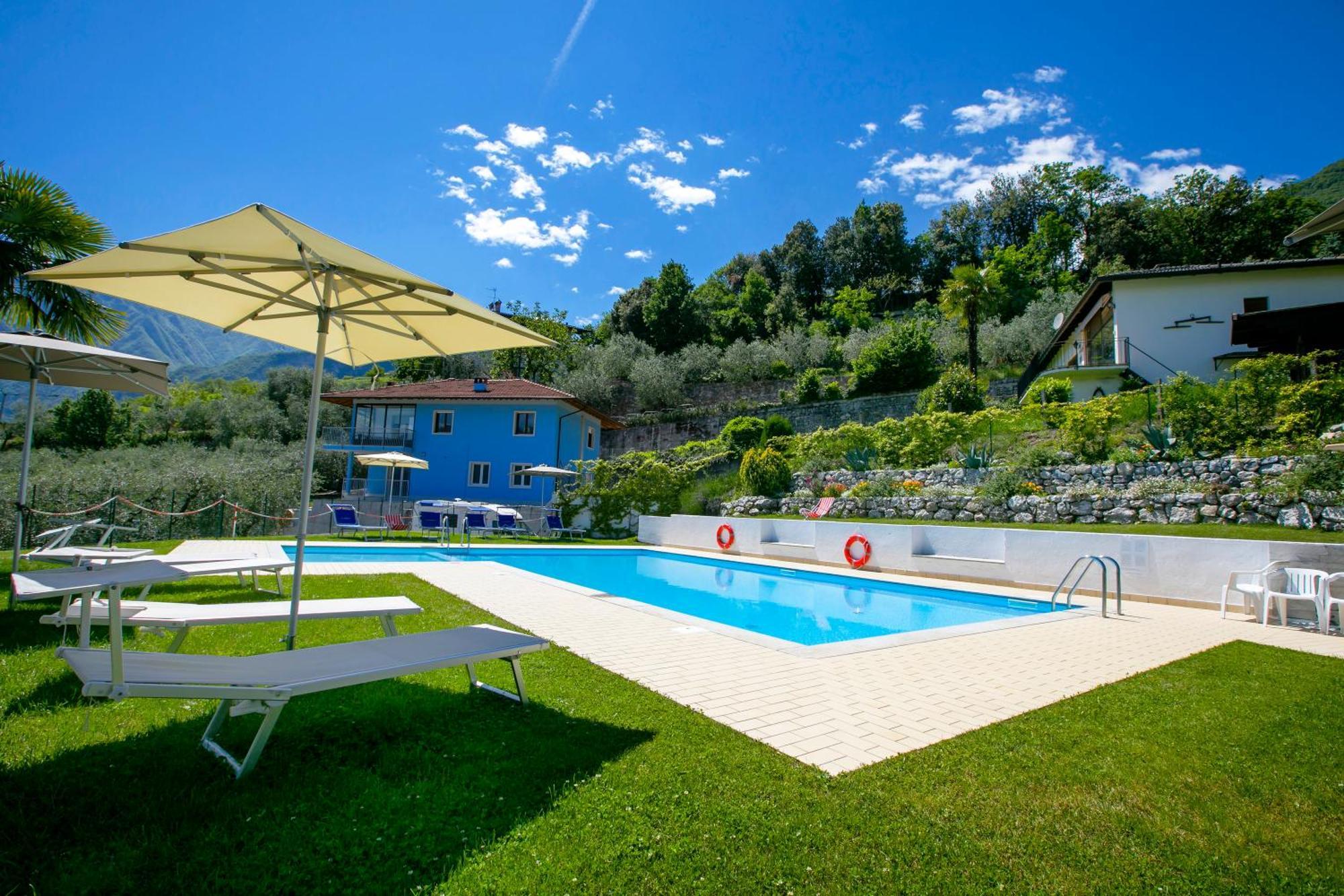 Residence Christina Due Laghi - Happy Rentals Tenno Bagian luar foto
