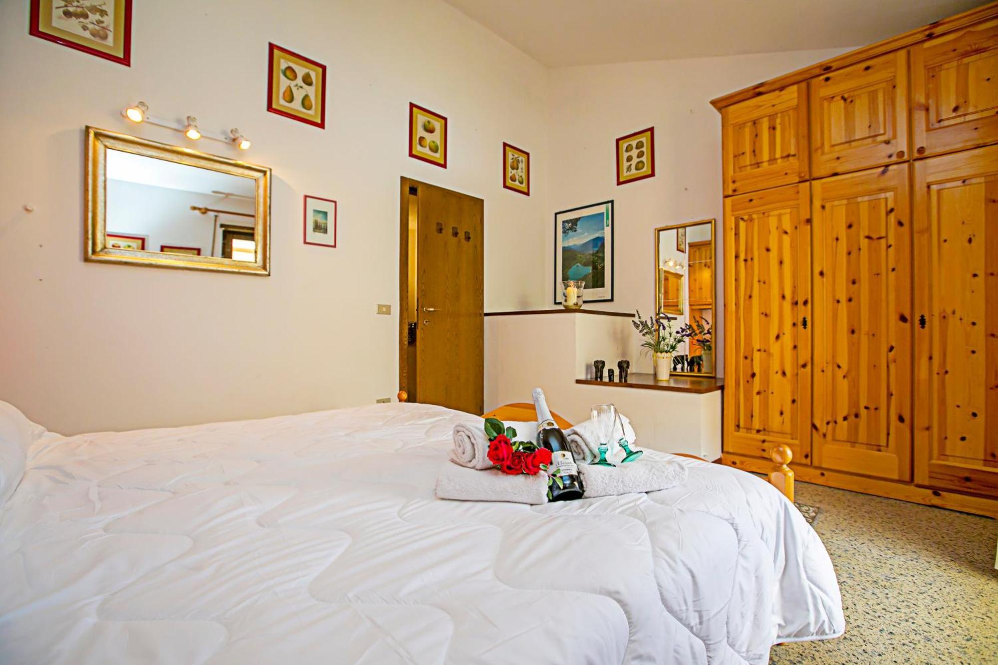 Residence Christina Due Laghi - Happy Rentals Tenno Bagian luar foto